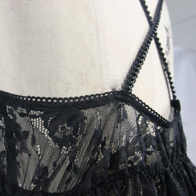 Long lace dress Tempting Fantasies