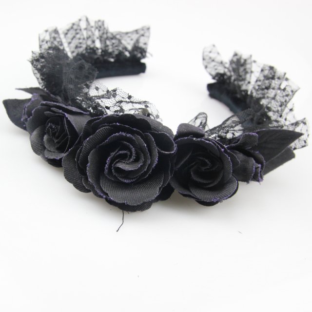 Hair circlet with black flowers