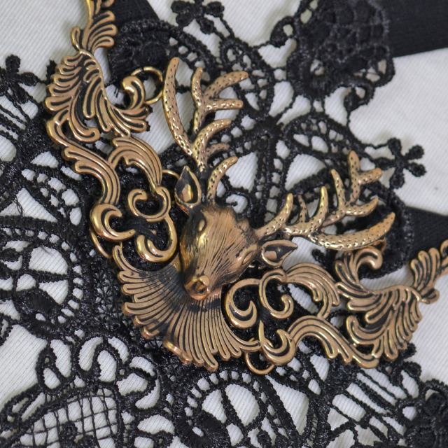 Noble breast harness Keryna with eye-catching golden baroque ornament