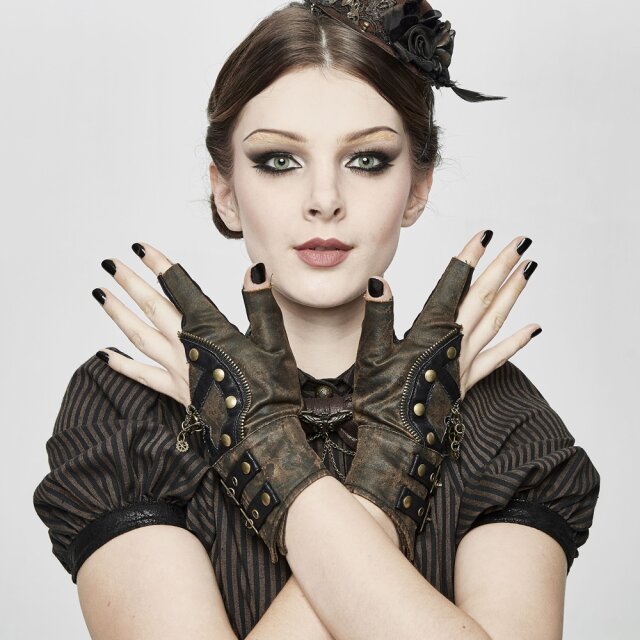 Steampunk half gloves made of used veggie leather