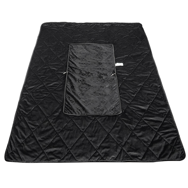 2-in-1 Cushion Blanket Boudoir Sinistre