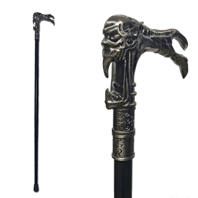 Gothic-Gehstock mit Handgriff in dämonisch-düsteren Style. Der geschwungene Griff ist entweder in Form einer Dämonen-Schädels oder eines etwas klassischeren Totenkopf erhältlich.