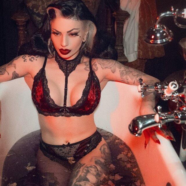KILLSTAR Pin Stuck Panties in black or blood blood