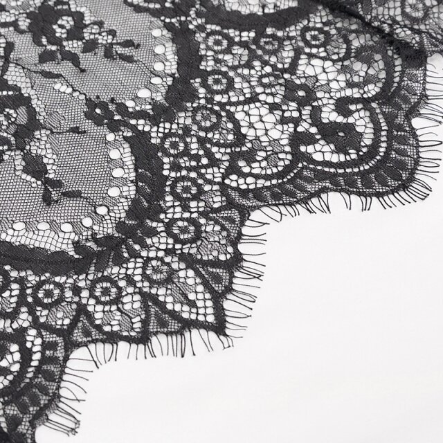 Lace chemise Coquetta open at the front with ouvert panty