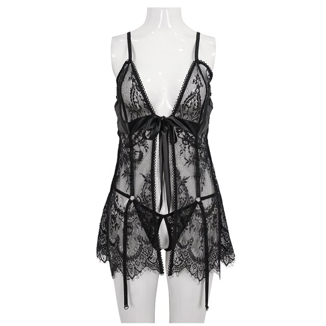 Lace chemise Coquetta open at the front with ouvert panty