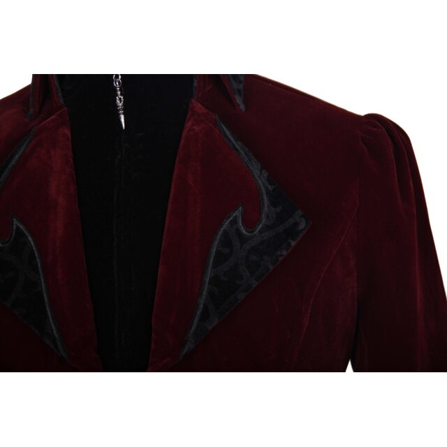 Red velvet tailcoat Fitzgerald