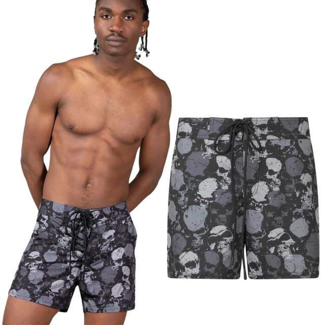 KILLSTAR Sepulture Swim Shorts in schwarz mit allover Totenkopf-Print in Grau-Tönen, dünner Mesh-Innenhose, Schnür- und Klettverschluss vorne sowie Gesäßtaschen.